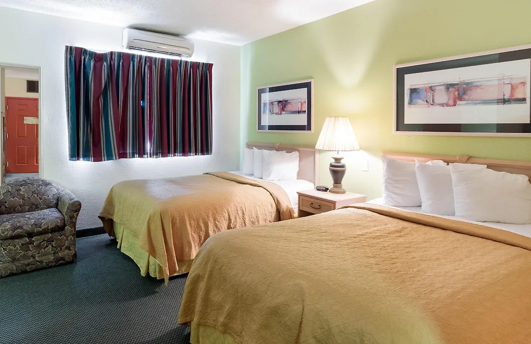 Quality Inn & Suites Paragould-1