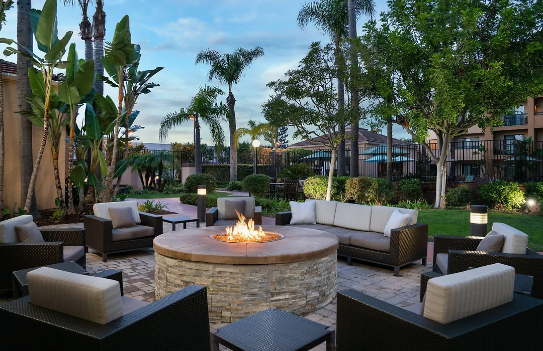Courtyard Costa Mesa South Coast Metro-1