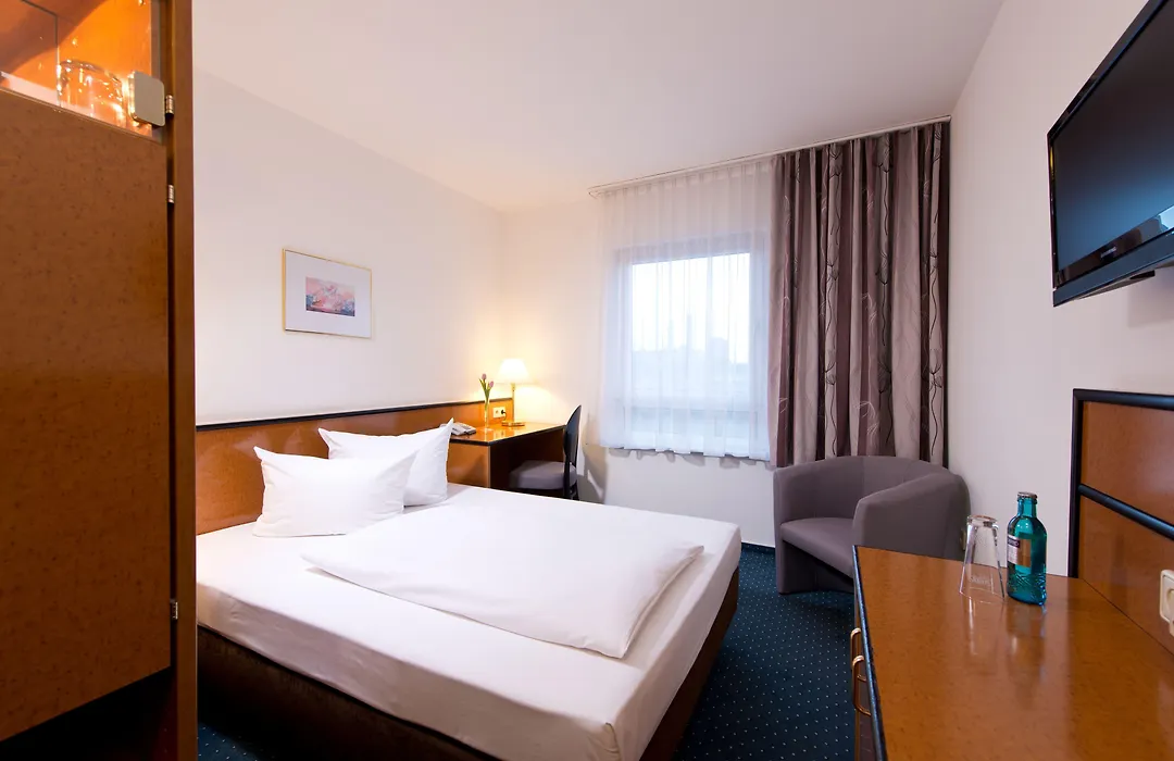 Aspire Frankfurt Airport, Trademark Collection By Wyndham-1