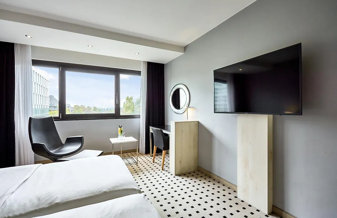 Radisson Blu Conference Hotel, Duesseldorf-1