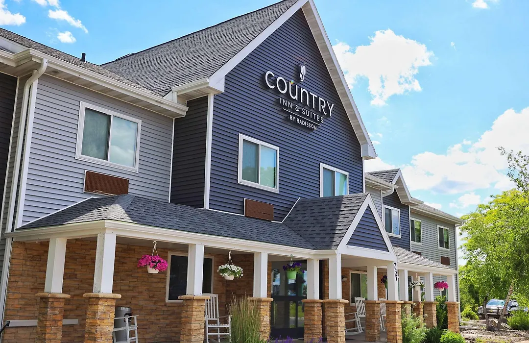 Country Inn & Suites By Radisson, Sparta, Wi-1