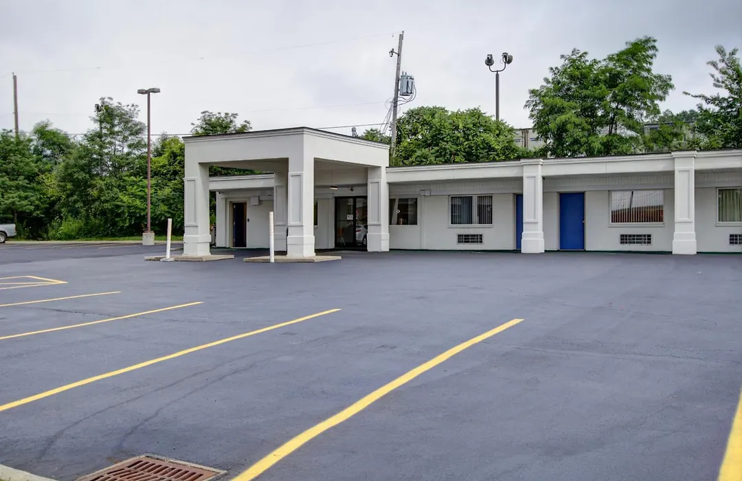 Motel 6-Richfield, Oh-1