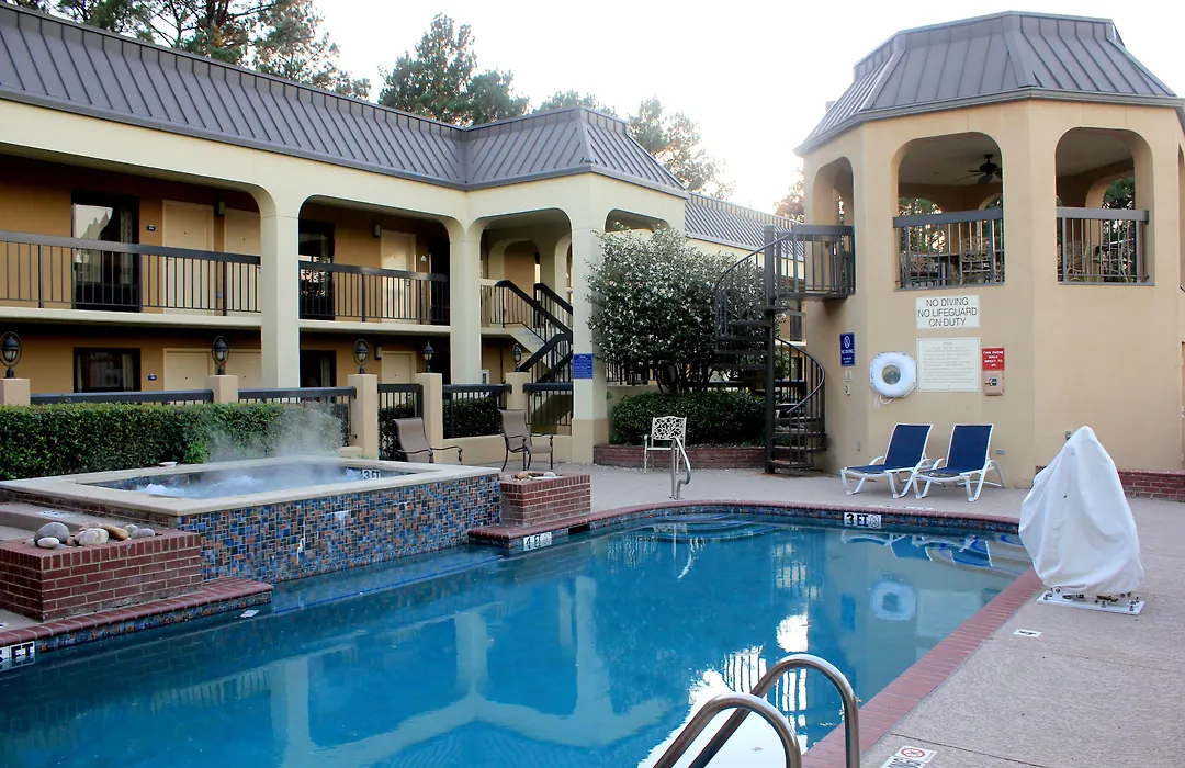 Days Inn By Wyndham Longview South-1