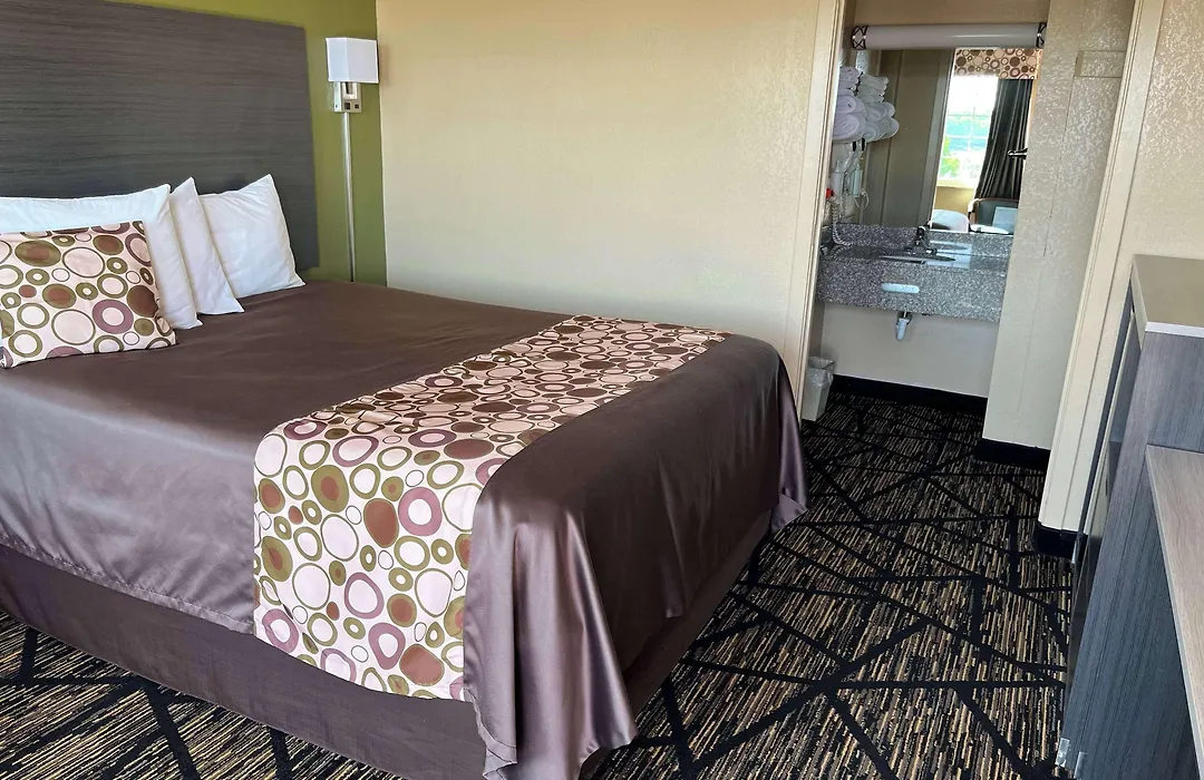 Travelodge By Wyndham Mansfield-1