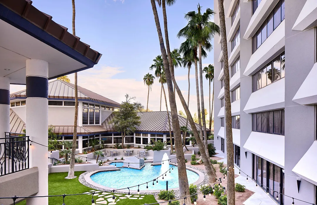 Delta Hotels By Marriott Phoenix Mesa-1