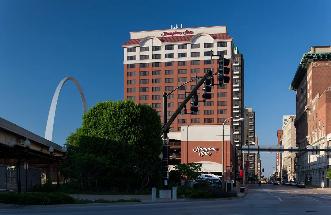 Hampton Inn St Louis- At The Arch-1