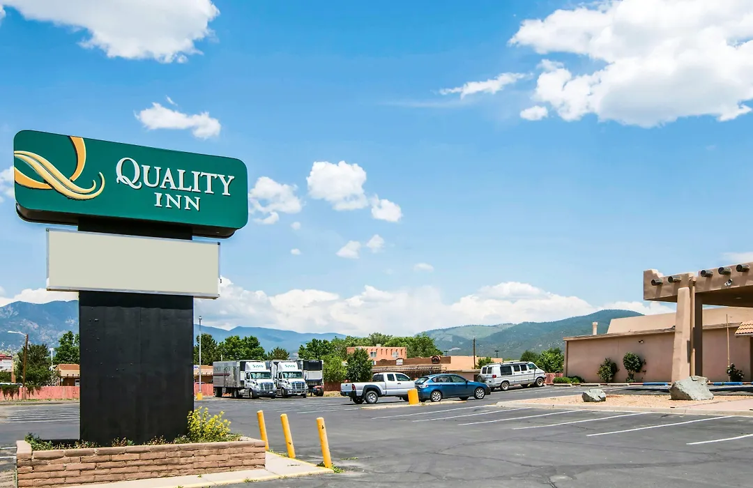 Quality Inn Taos-1