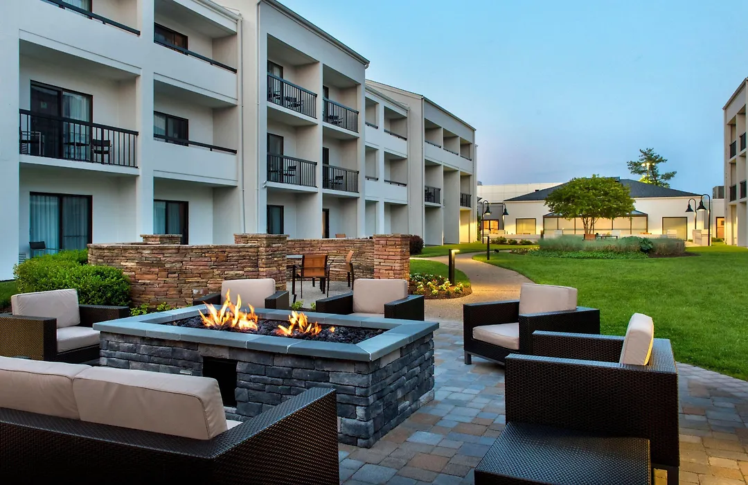 Courtyard By Marriott Silver Spring North/White Oak-1