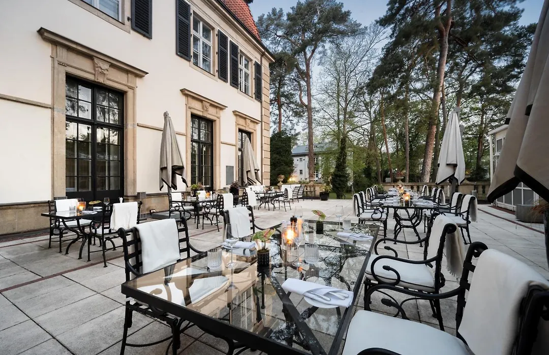 Schlosshotel Berlin-1