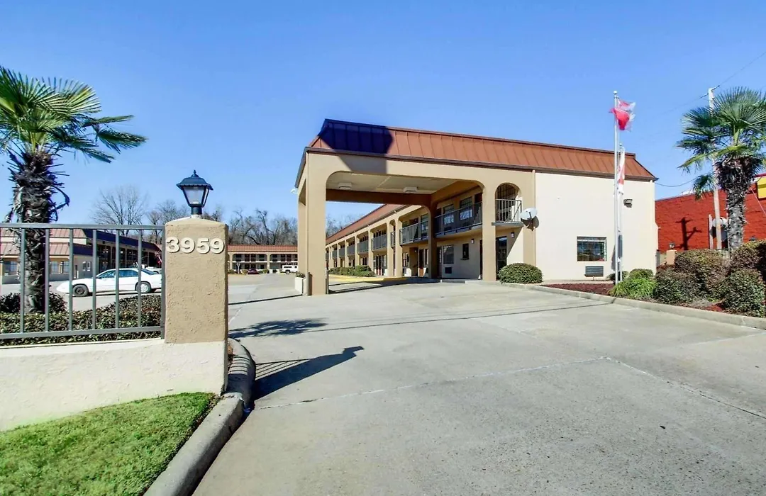 Econo Lodge Vicksburg-1