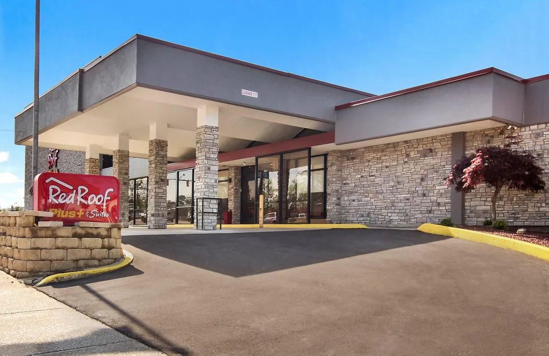 Red Roof Inn Plus & Suites Erie-1