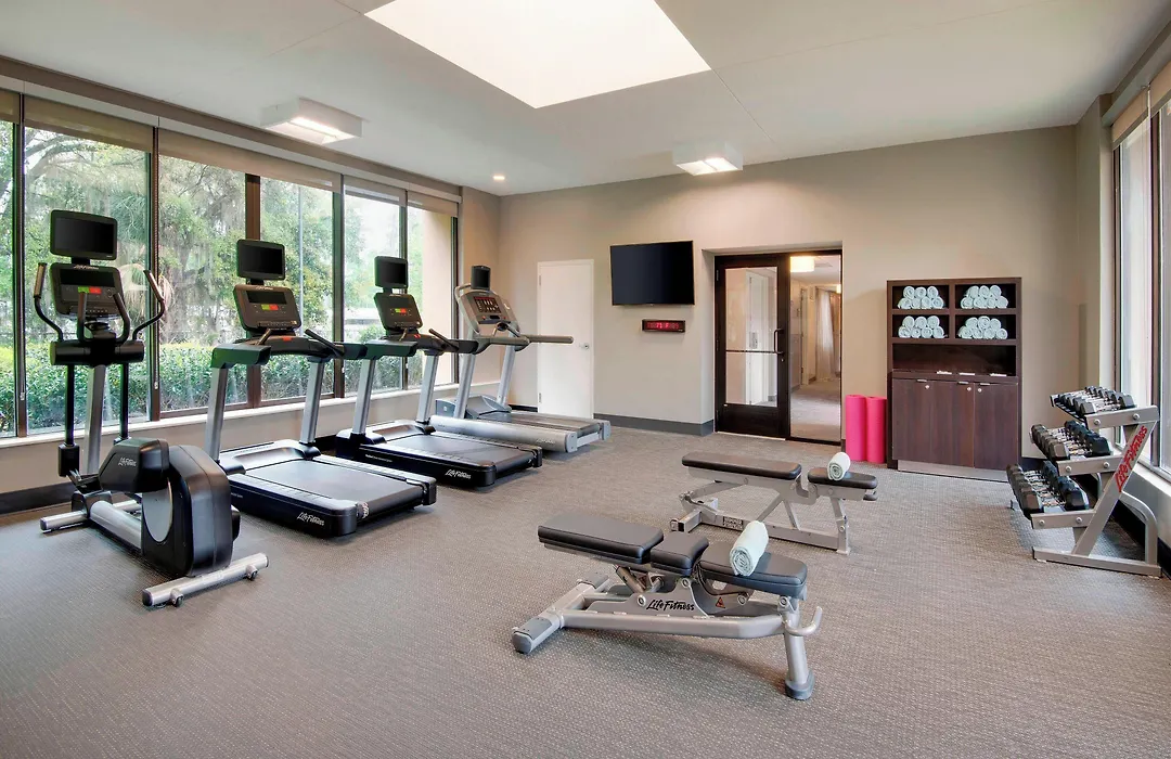 Courtyard By Marriott Savannah Midtown-1