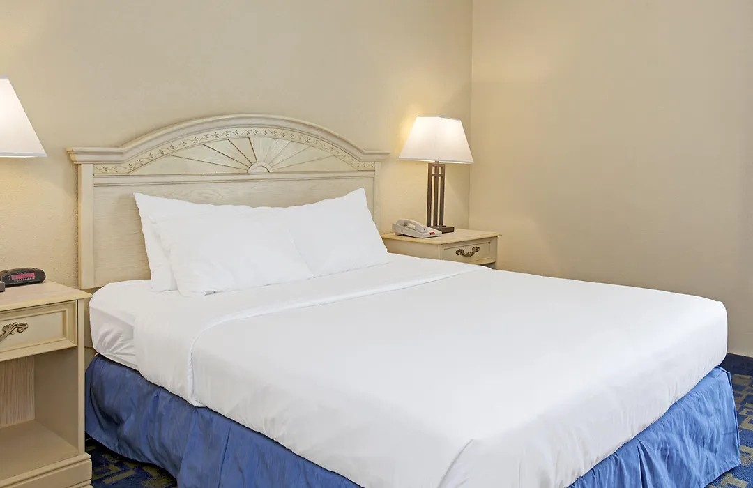 Windsor Hotel-1
