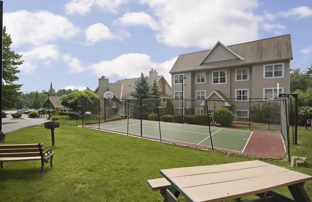Residences At Daniel Webster-1