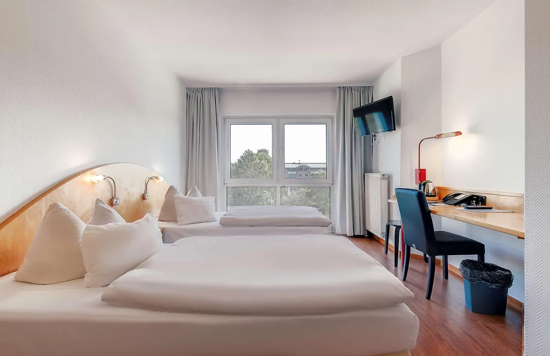 Ambiente Langenhagen Hannover by Tulip Inn-1