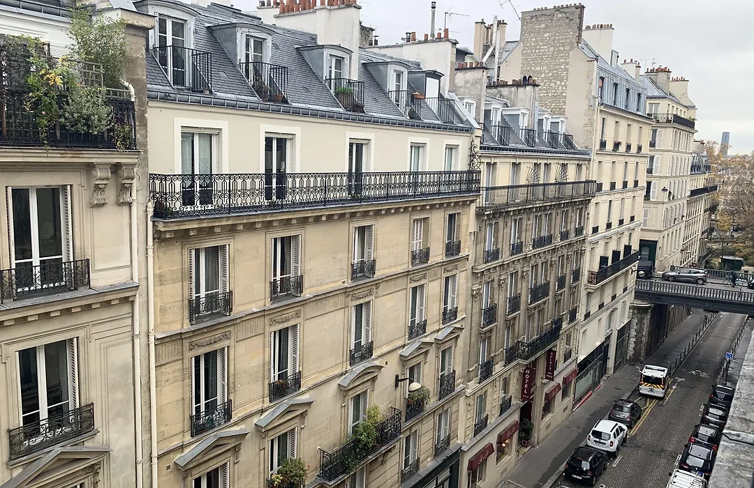 Ibis Styles Paris Cadet Lafayette-1