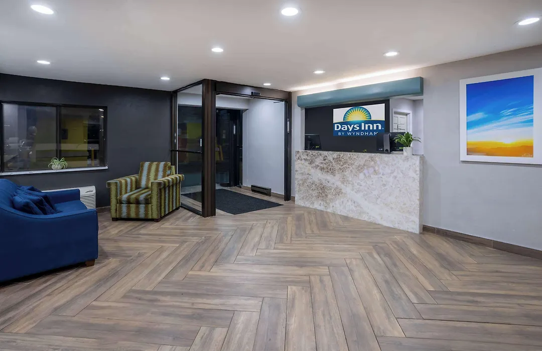 Days Inn By Wyndham Pleasant Prairie Kenosha-1