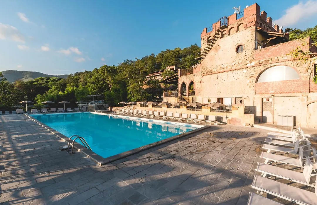 Ippotur Medieval Resort-1