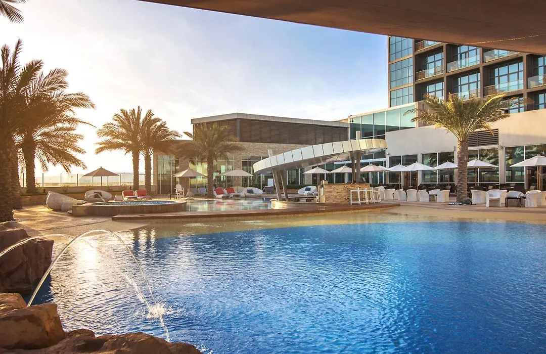 Yas Plaza Marina By Ihg-1