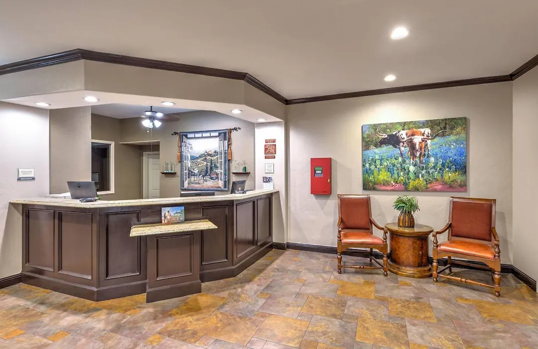 La Quinta By Wyndham Marble Falls-1