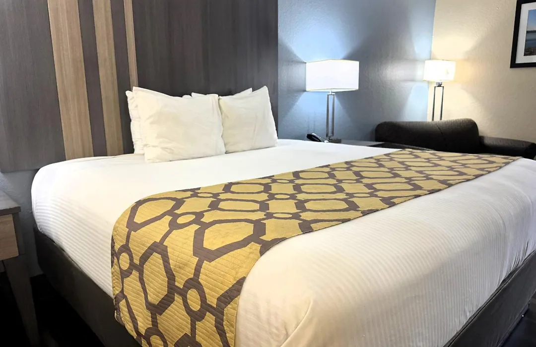Baymont By Wyndham Tupelo-1