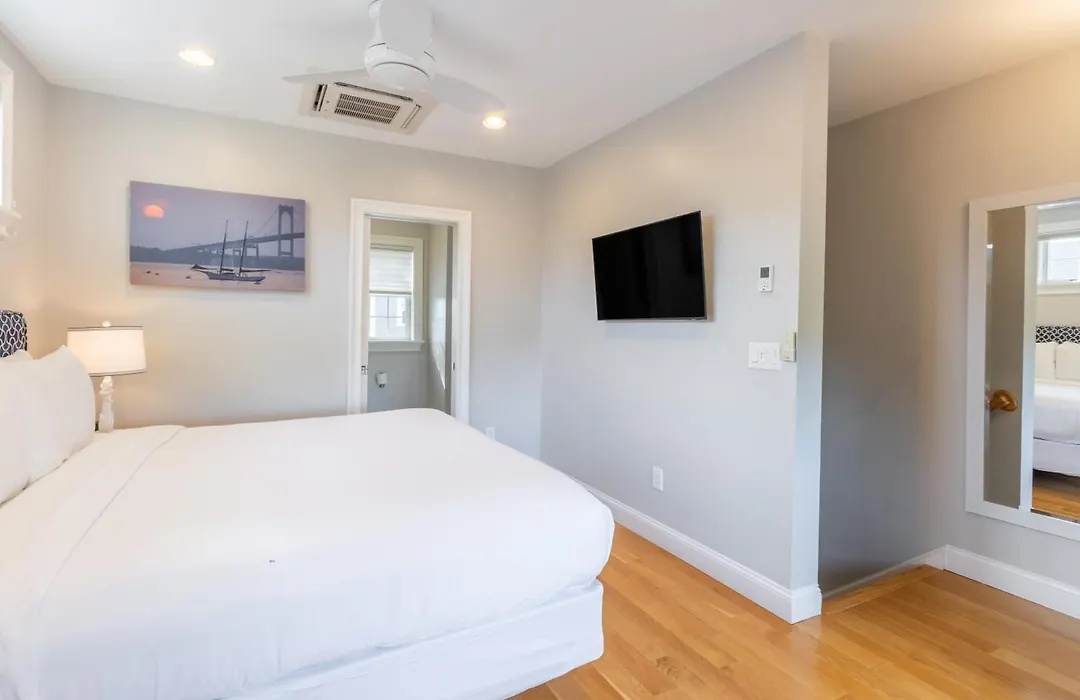 The East Island Reserve Hotel-1