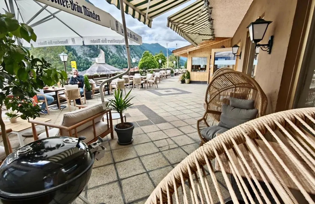 Alpenhotel Edelweiss-1
