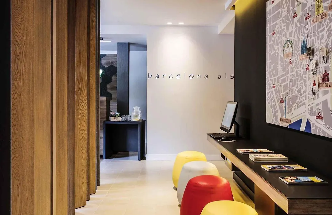 Ibis Styles Barcelona Centre-1