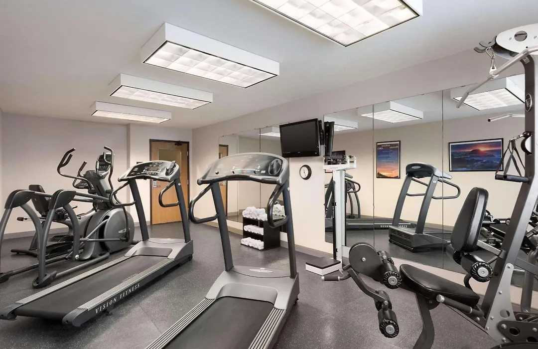 Country Inn & Suites By Radisson, Sidney, Ne-1