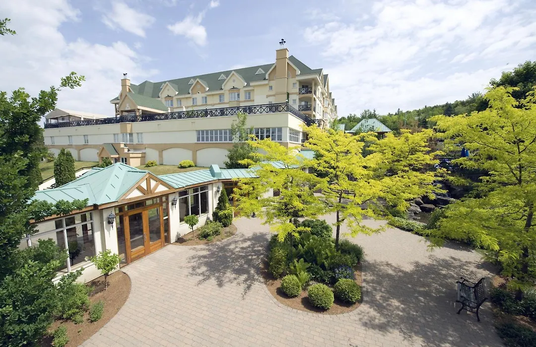 Hotel Chateau Bromont-1