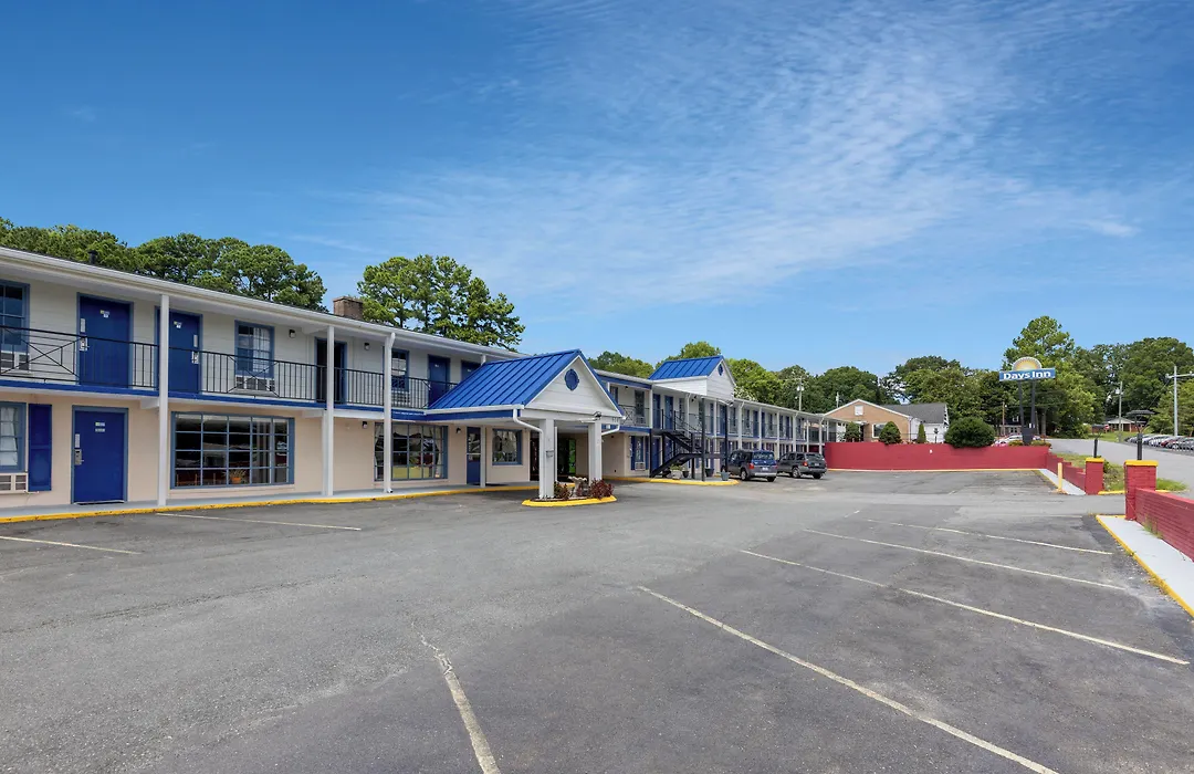 Days Inn By Wyndham Lincolnton-1