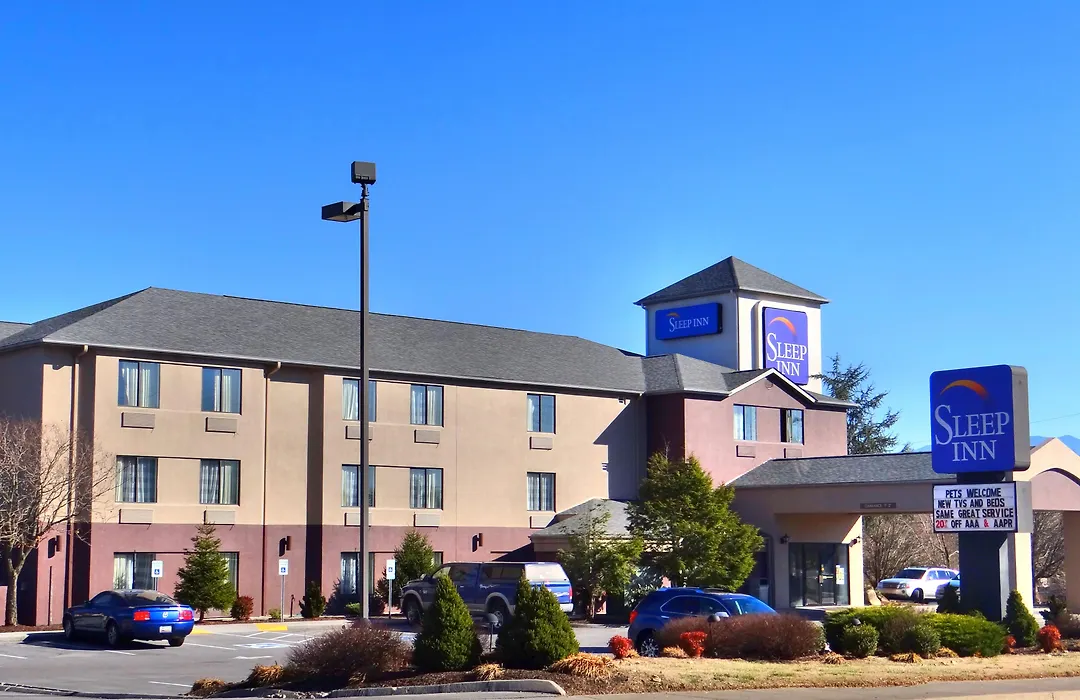 Clarion Pointe Sevierville-Pigeon Forge-1