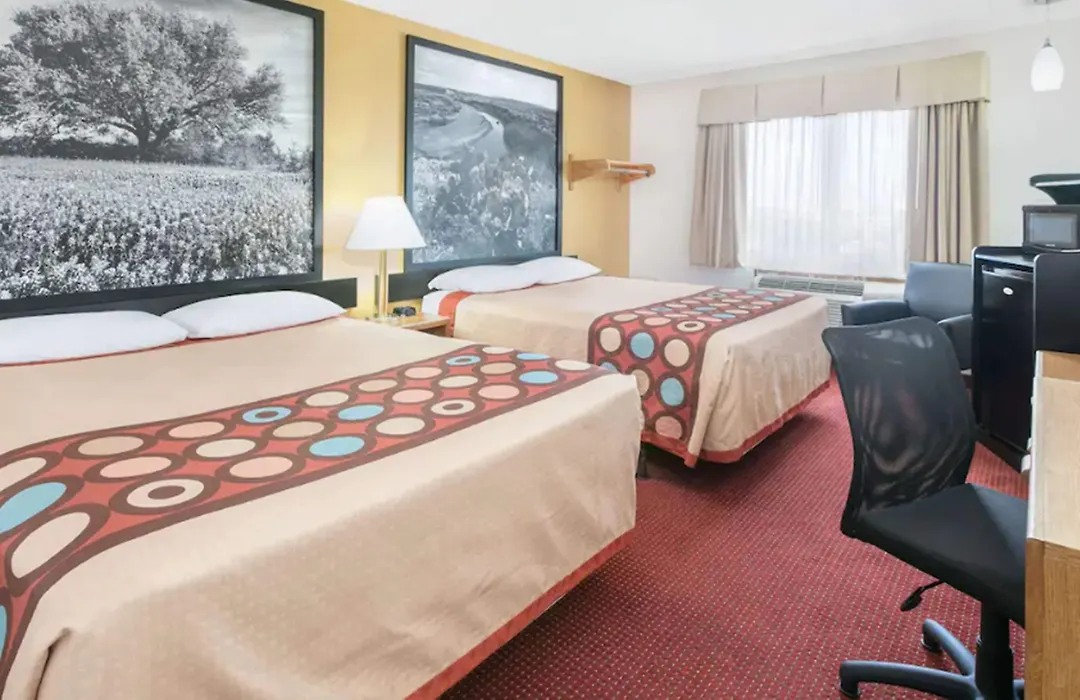 Super 8 By Wyndham Grapevine/Dfw Airport Northwest-1