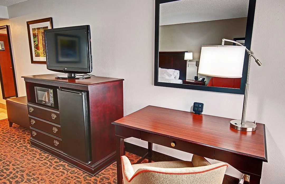 Hampton Inn Parkersburg/Mineral Wells-1