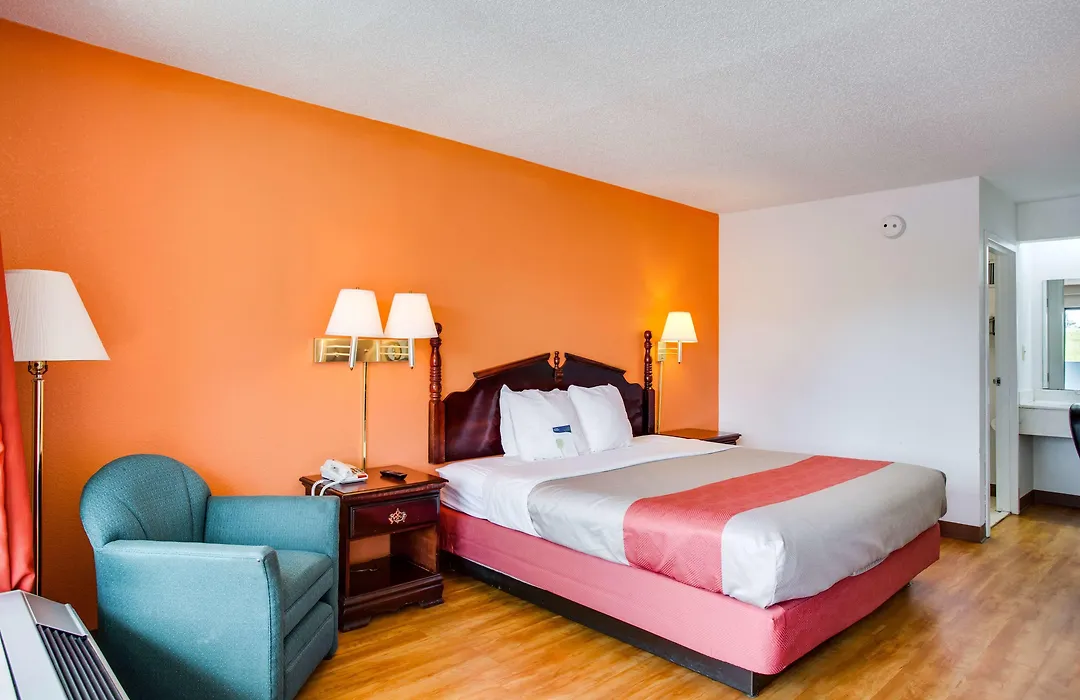 Motel 6-White House, Tn-1