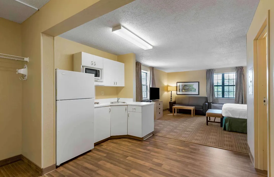 Studio 6 Corporate Extended Stay Buffalo Amherst Ny-1