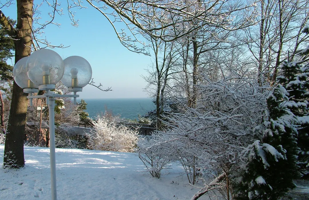 Cliff Hotel Ruegen-1