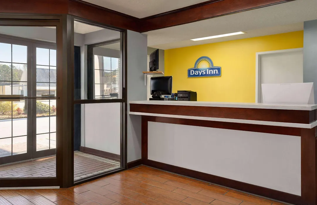 Days Inn By Wyndham Dillon-1