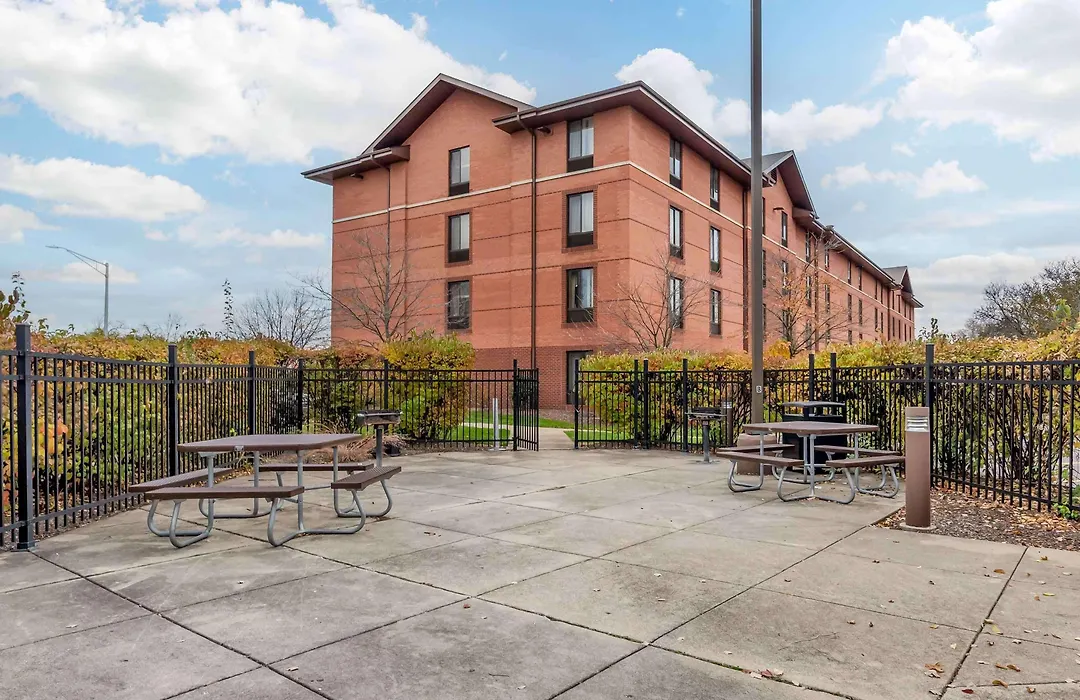 Extended Stay America Suites - Chicago - Lombard - Yorktown Center-1