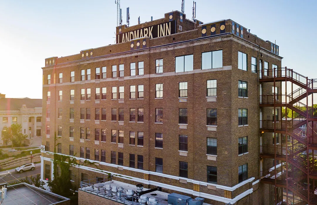 Landmark Inn-1