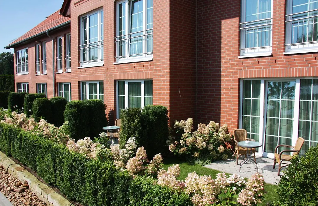 H Perl Hotel-Restaurant-1