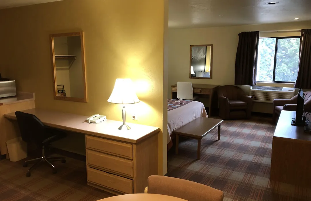 Super 8 By Wyndham Kennewick-1