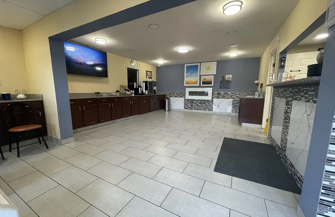 Days Inn By Wyndham Holladay-1