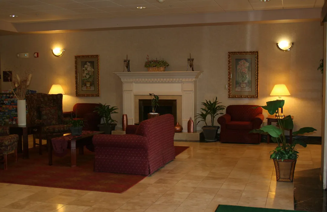 Evergreen Inn & Suites-1