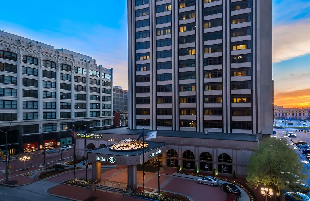 Hilton Indianapolis Hotel & Suites-1