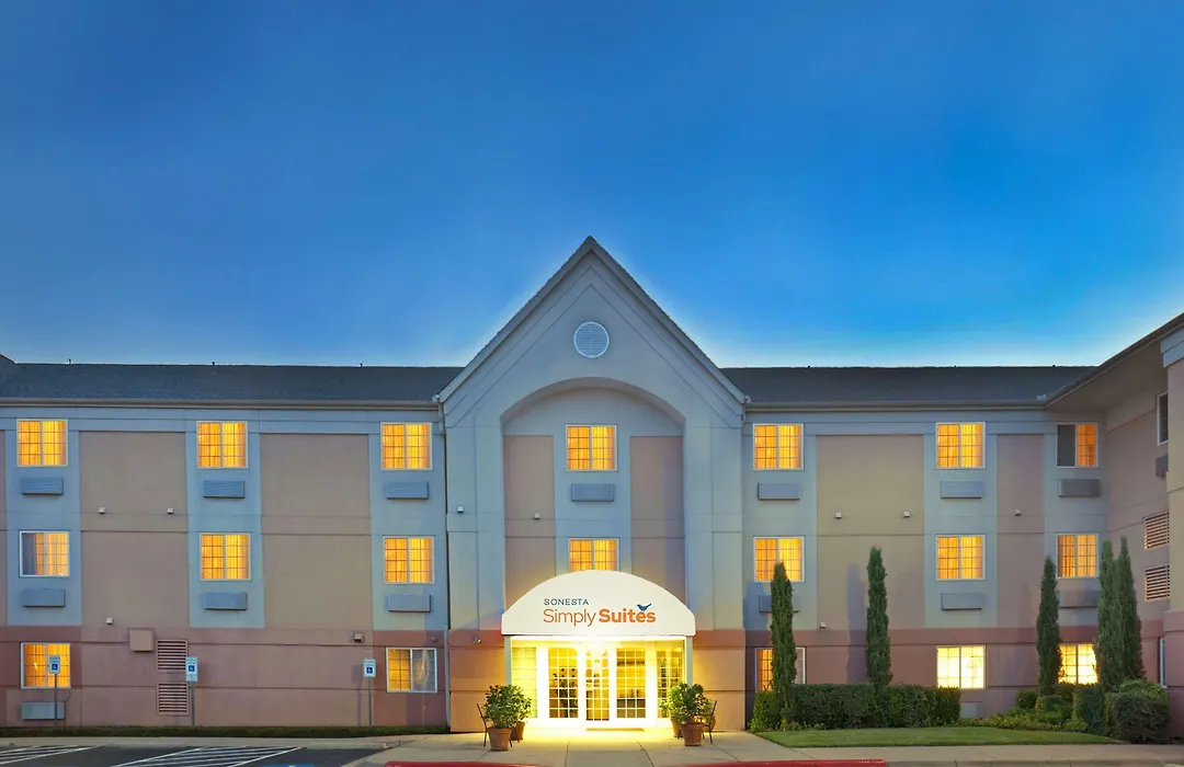 Sonesta Simply Suites Dallas Galleria-1