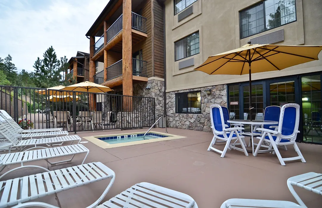 Comfort Suites Golden West On Evergreen Parkway-1