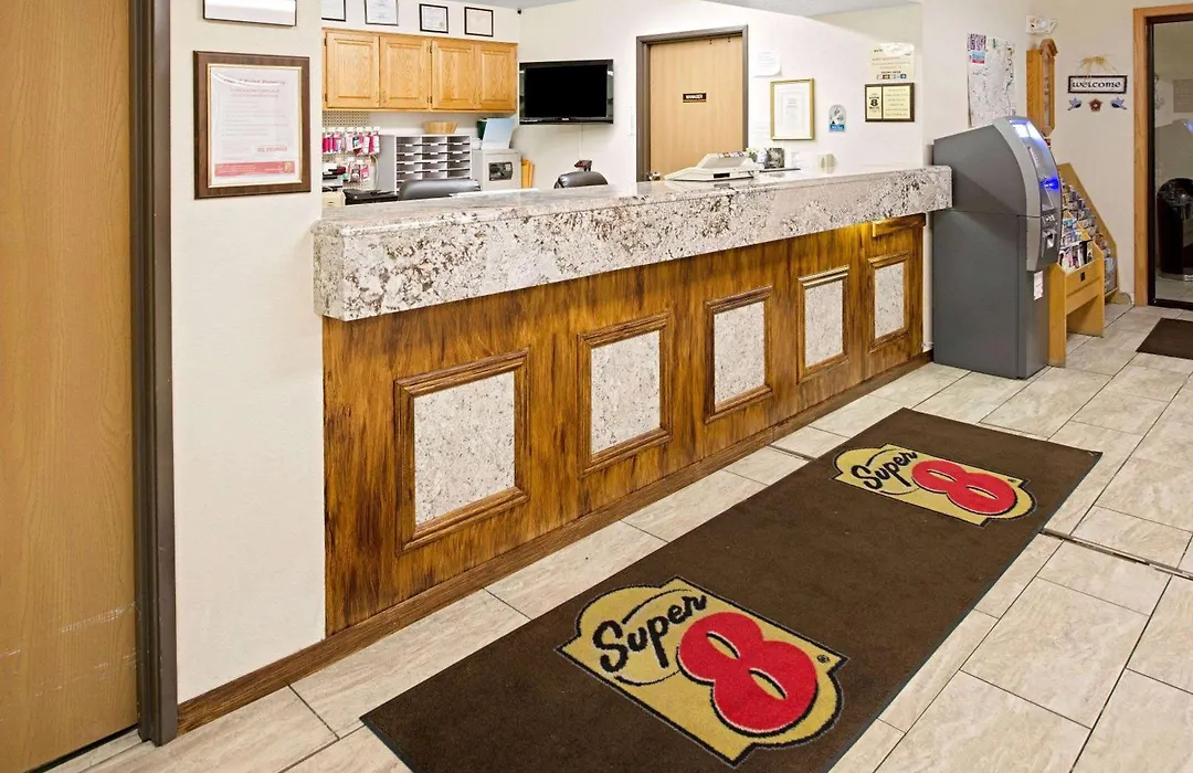 Super 8 By Wyndham Omaha Eppley Airport/Carter Lake-1