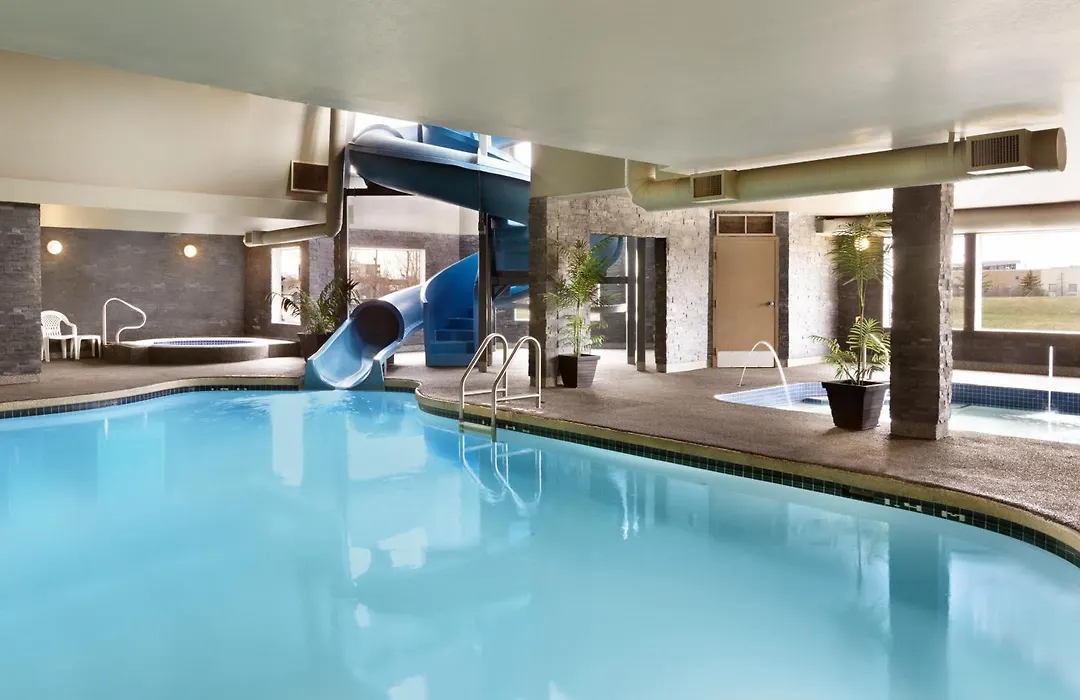 Days Inn By Wyndham Regina-1