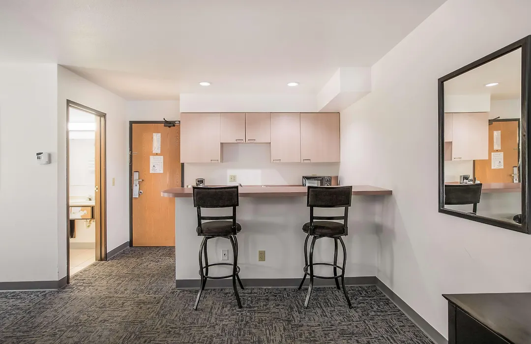Americas Best Value Inn & Suites-Birch Run-1